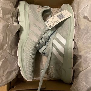 Adidas Swift Run Originals(Womens)